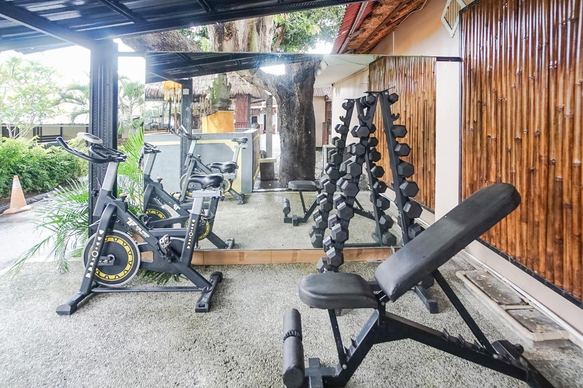 Kampung 168 Hotel Jimbaran  Ngoại thất bức ảnh