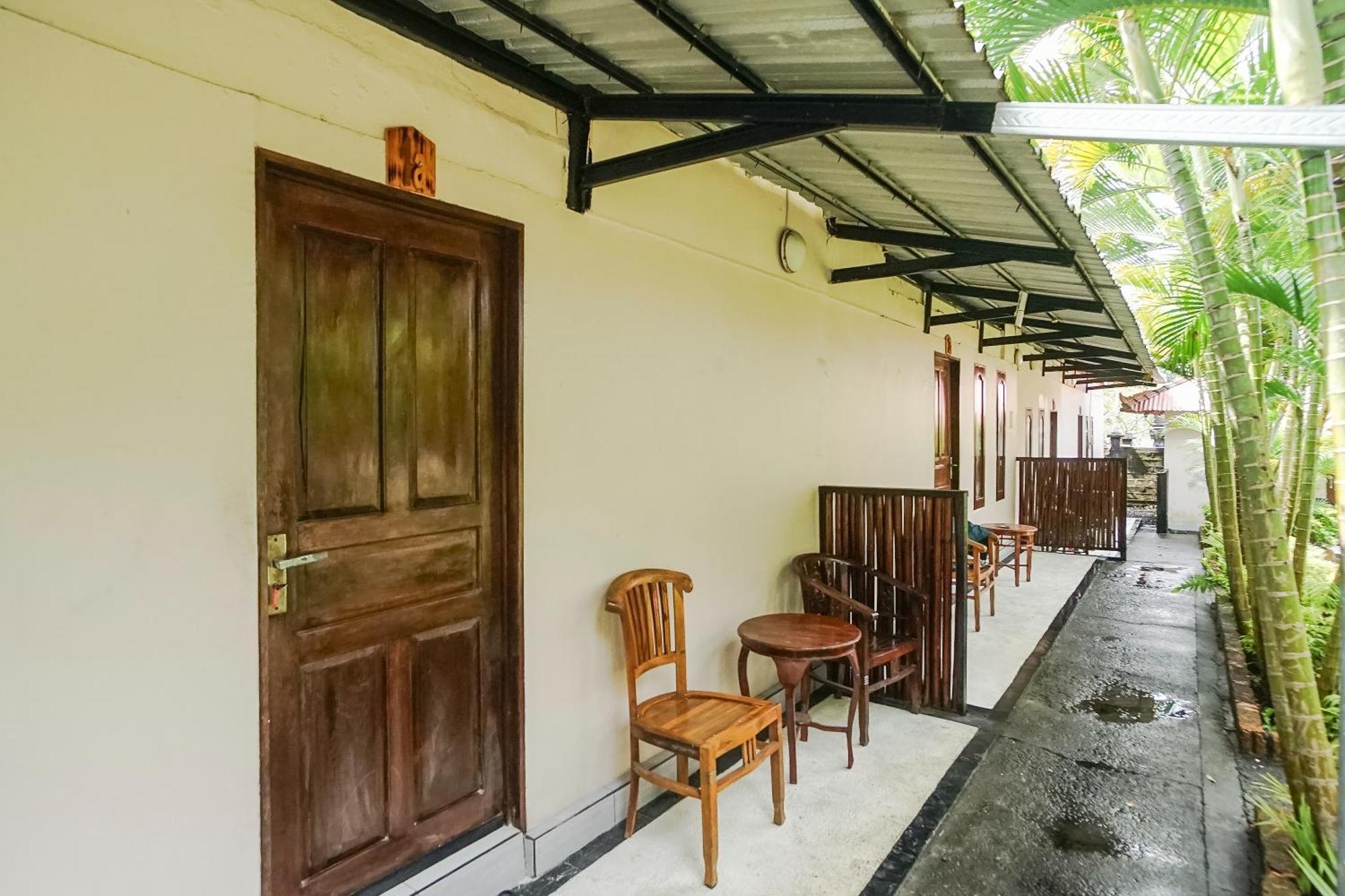 Kampung 168 Hotel Jimbaran  Ngoại thất bức ảnh