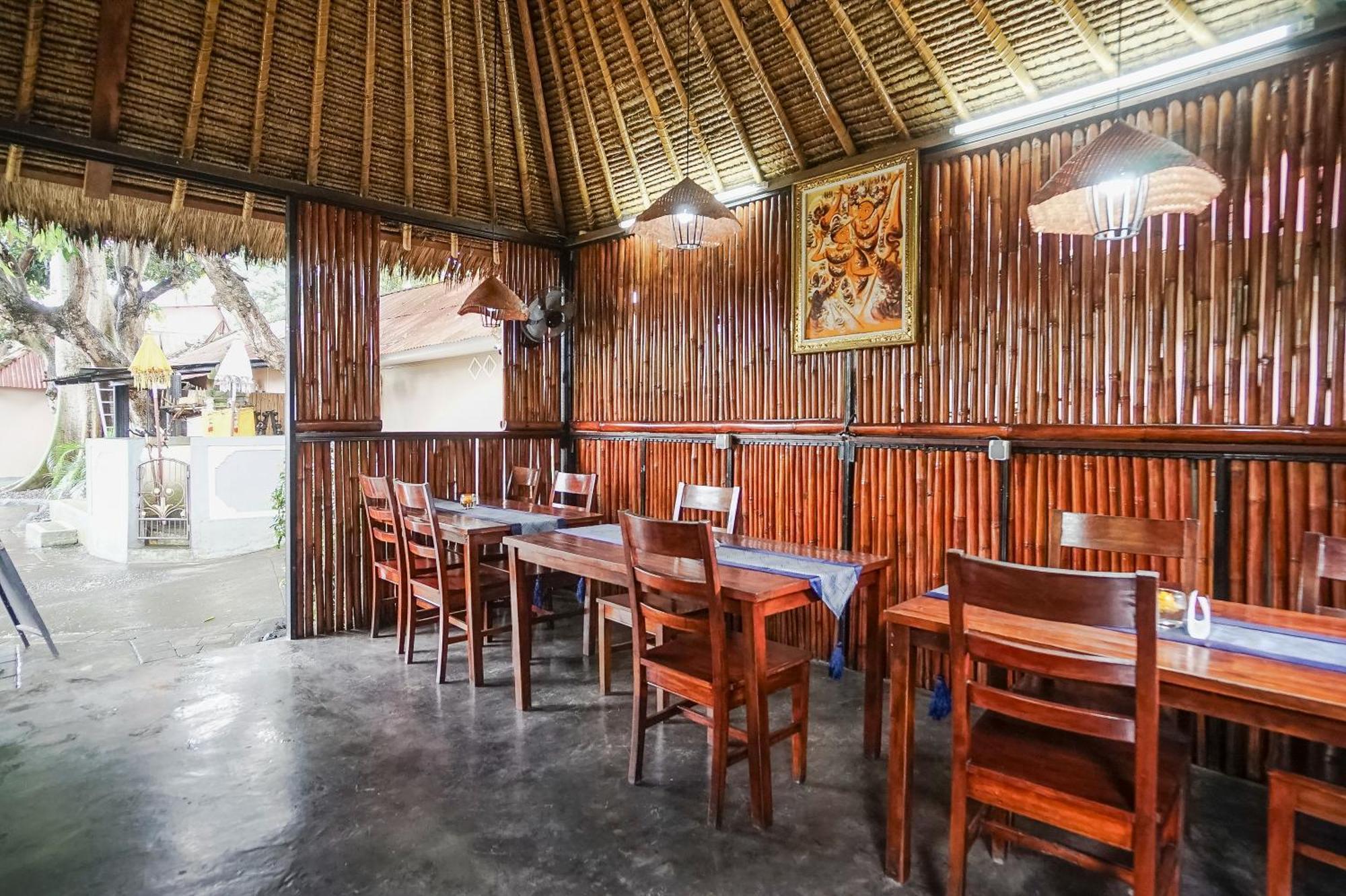 Kampung 168 Hotel Jimbaran  Ngoại thất bức ảnh