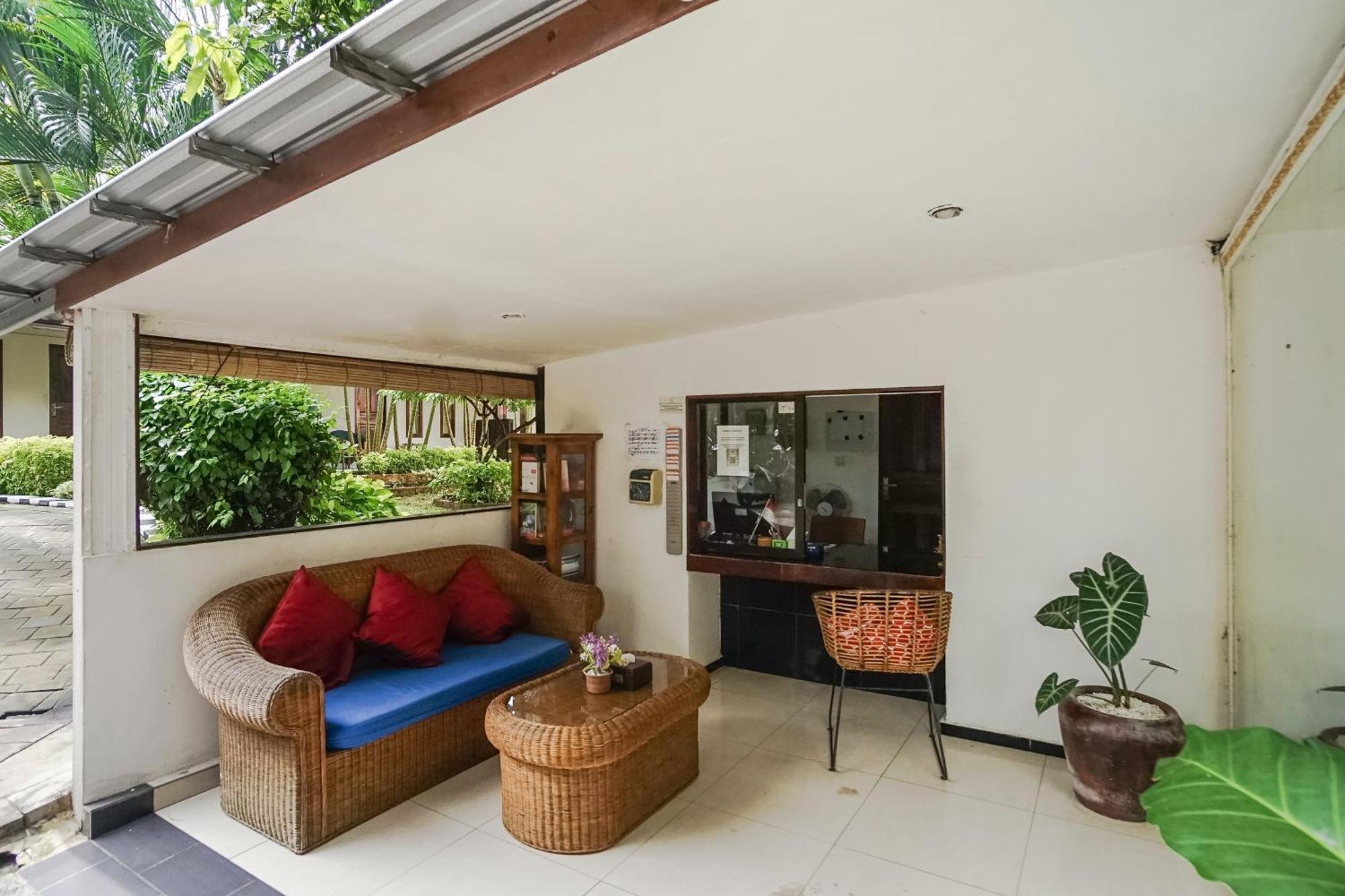 Kampung 168 Hotel Jimbaran  Ngoại thất bức ảnh